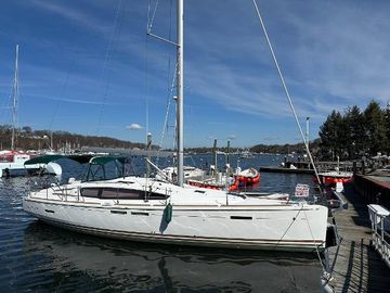 2017 Jeanneau Sun Odyssey 44 DS