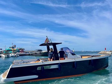 2015 Fjord 36' Open