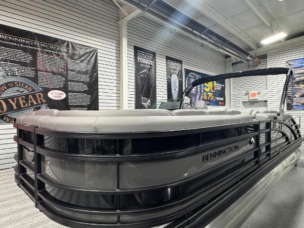 2025 Bennington 25 RSB