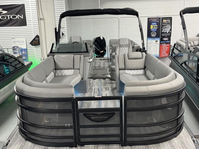 2025 Bennington 25 RFB