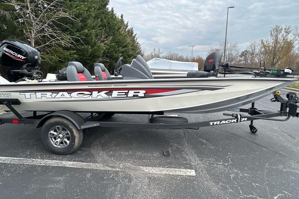 2025 Tracker Pro Team 175