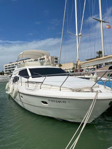 Ferretti Yachts 480 FLYBRIDGE