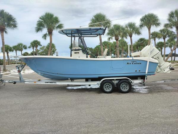 2017 Sea Chaser 24 HFC