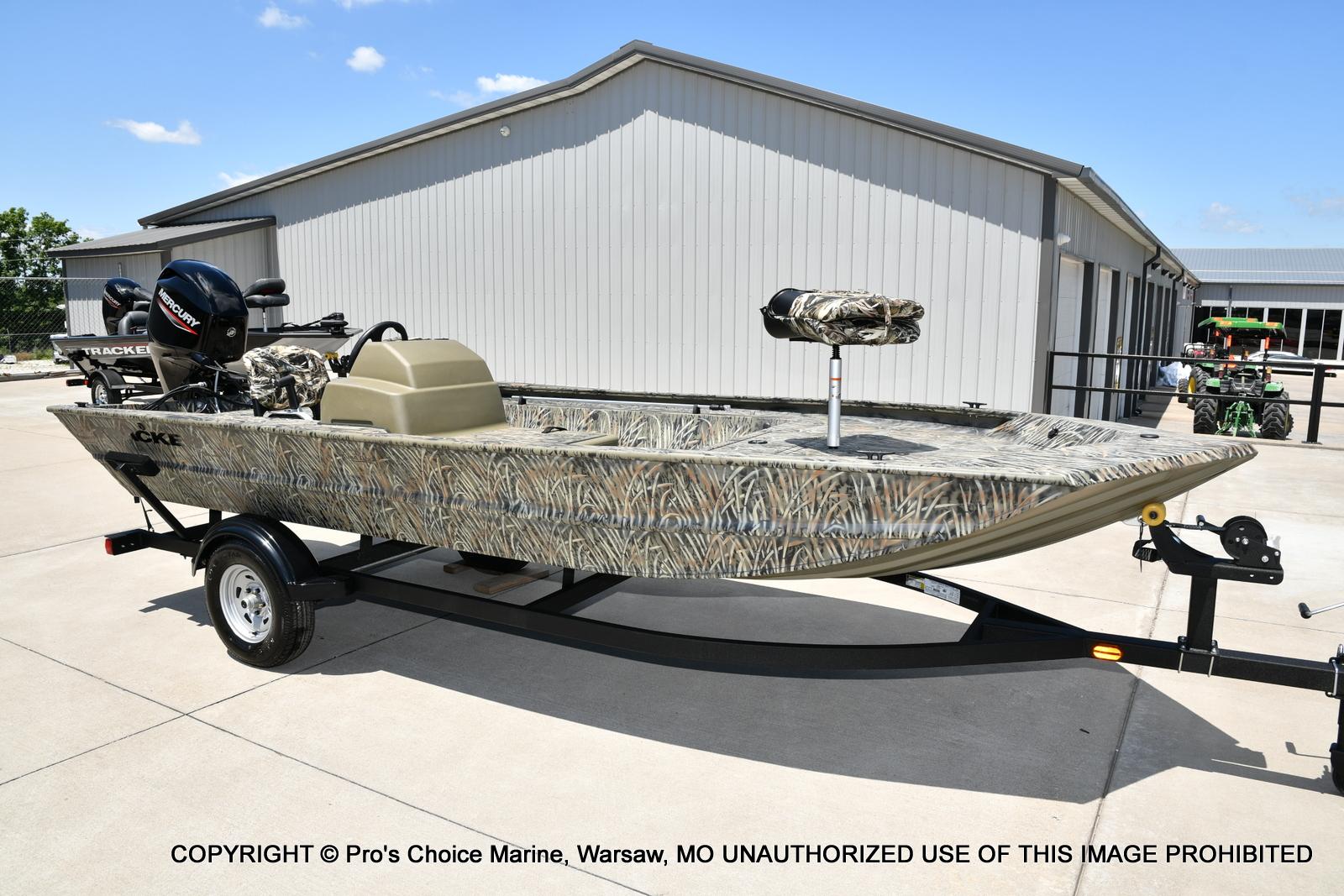 2026 Tracker Grizzly 1754 SC