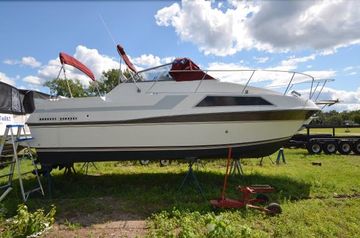 1988 Carver 27 Montego