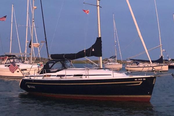 2004 Bavaria 32