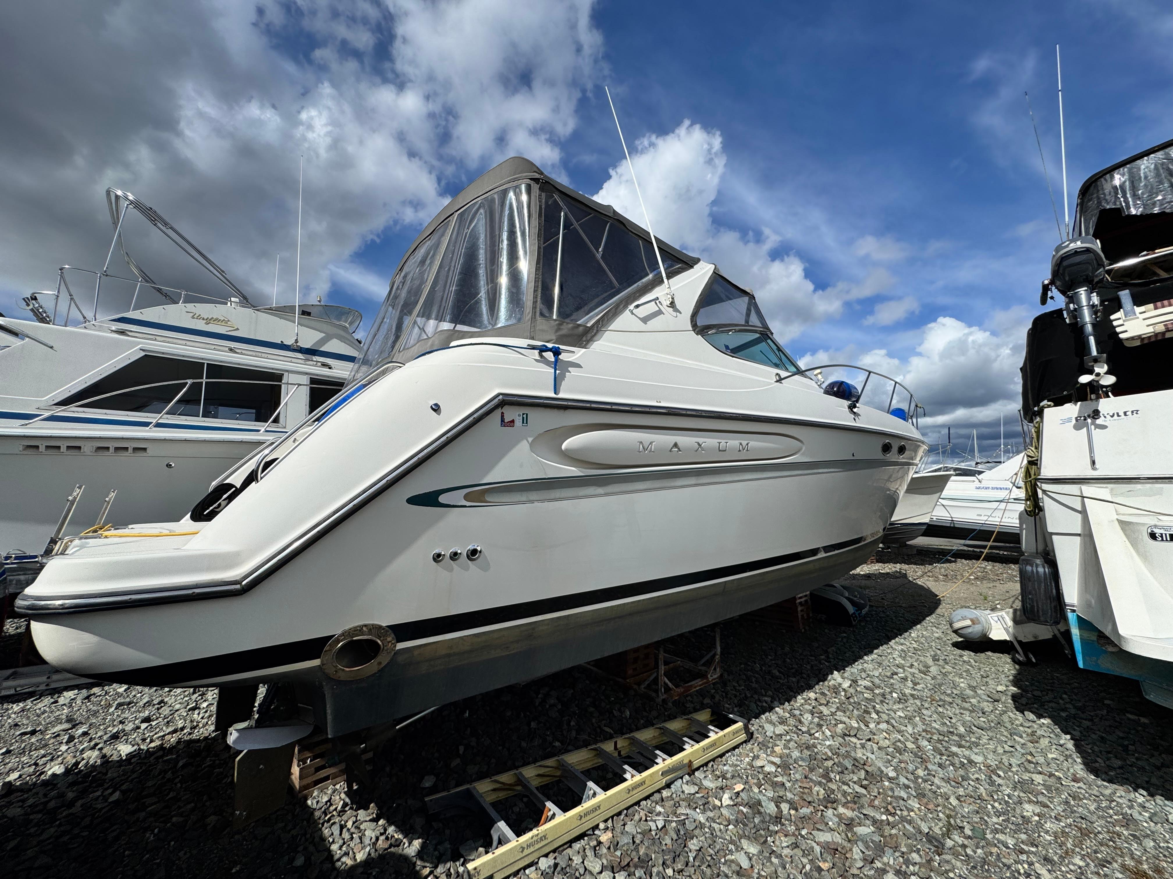 1996 Maxum 3900 SCR