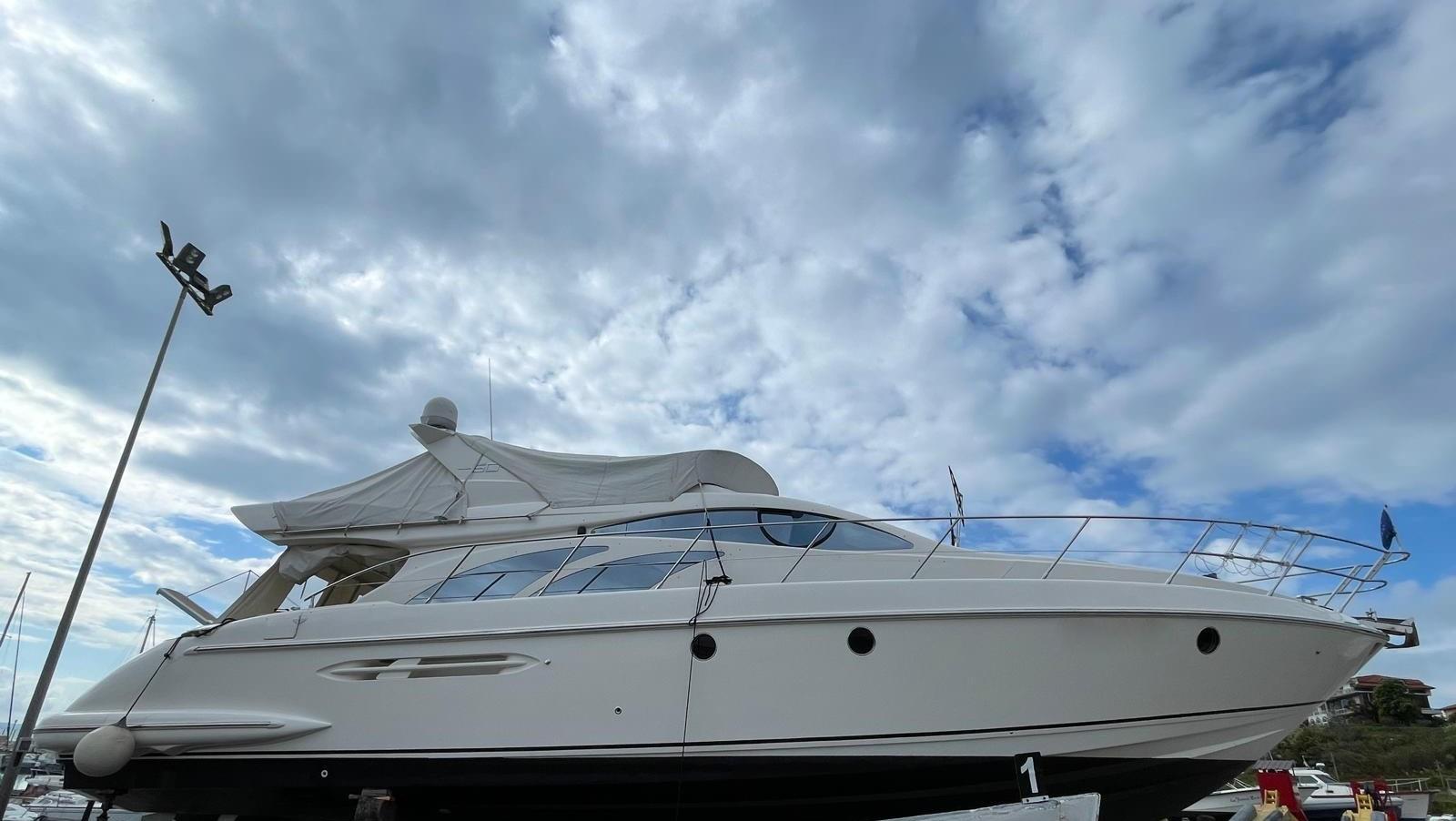 Azimut 50 Flybridge WhatsApp Image 2025-07-28 at 11.43.32.jpeg