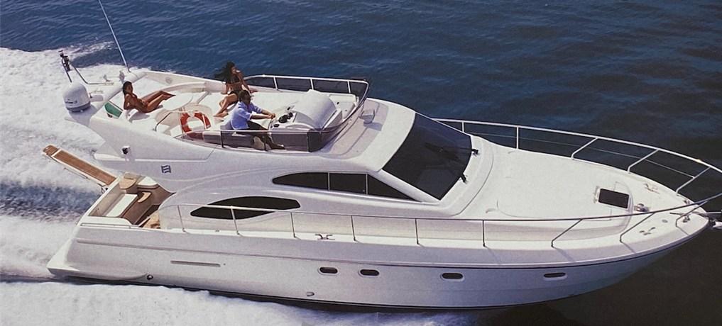 2002 Ferretti Yachts 430