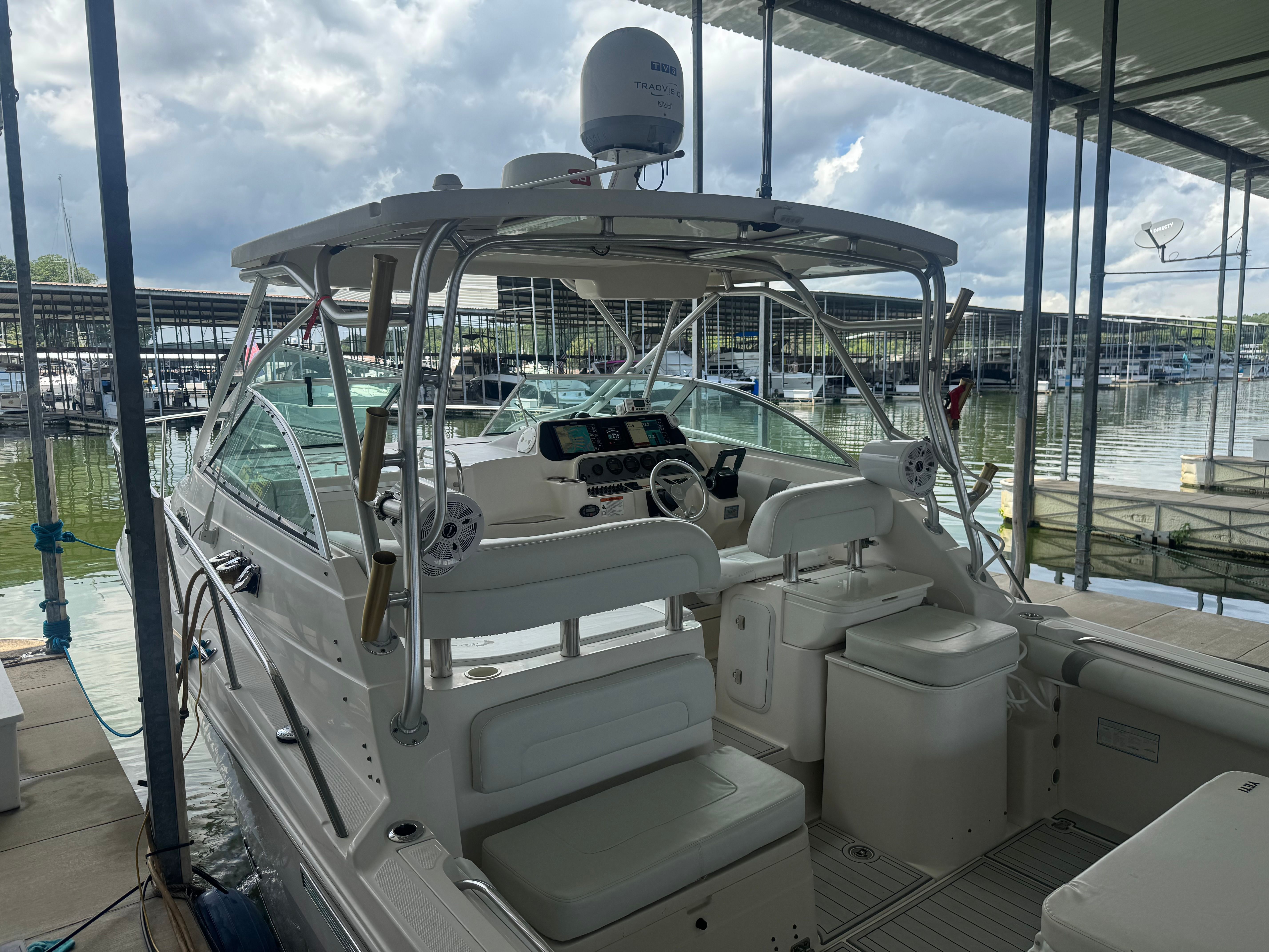 2004 Wellcraft Coastal 290
