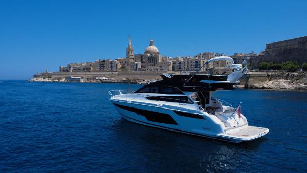 2024 Fairline Squadron 50