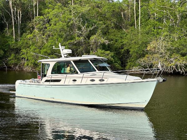 2022 Back Cove 390