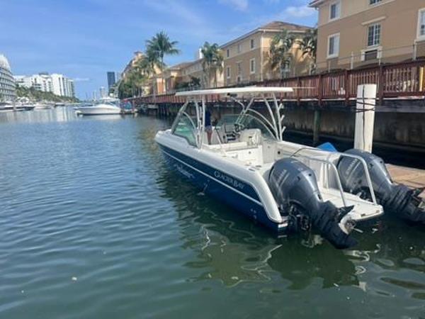 2011 Glacier Bay 2740 Dual Console