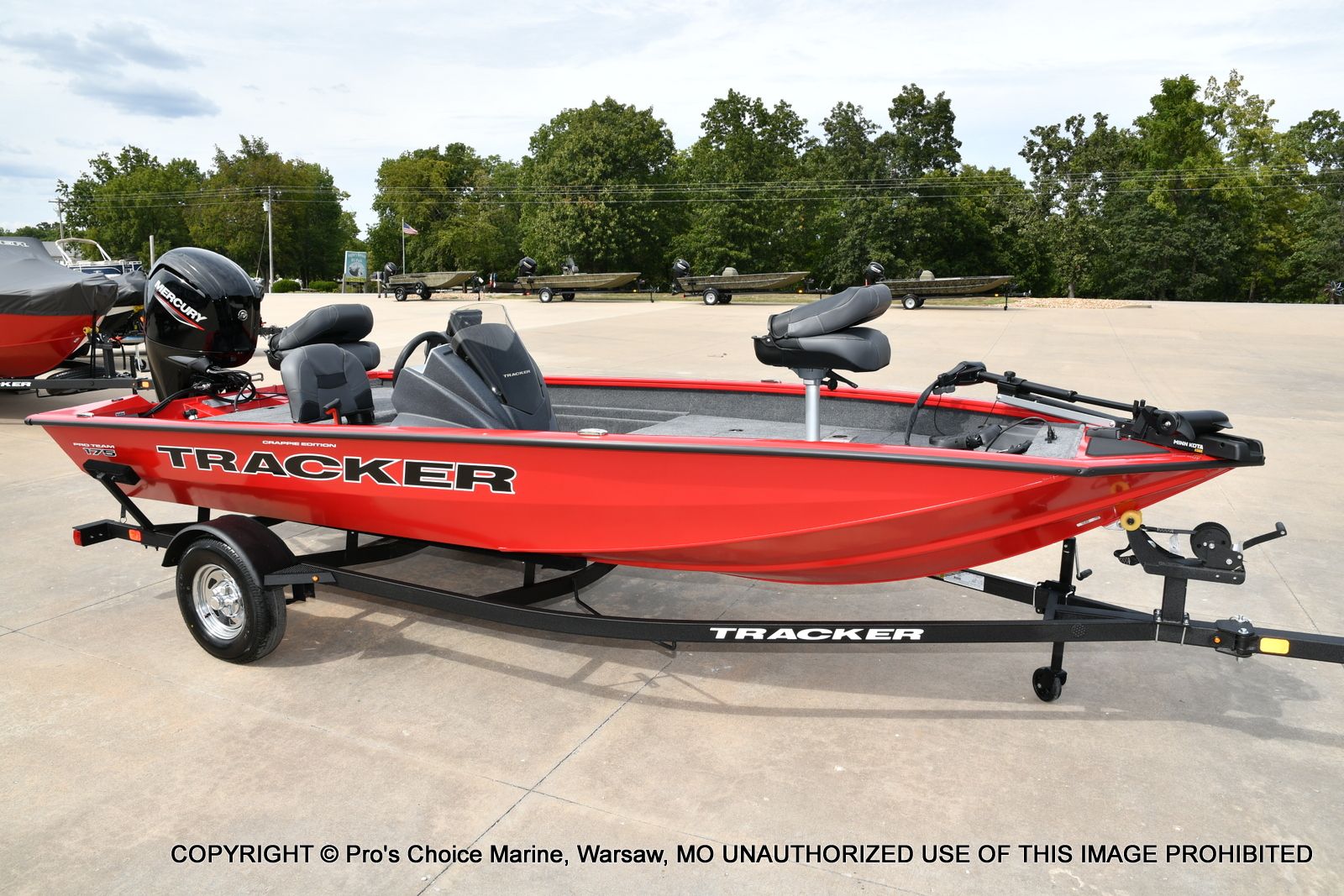2026 Tracker Pro Team 175 Crappie Edition w/75HP