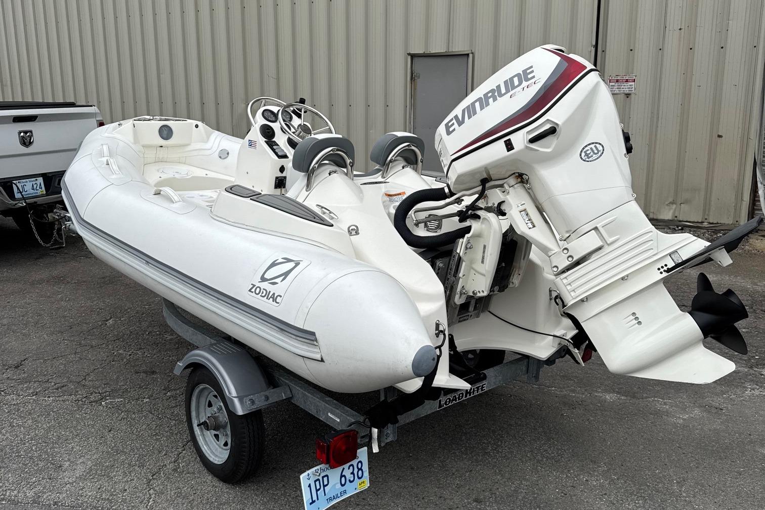 2021 Zodiac Yachtline 360
