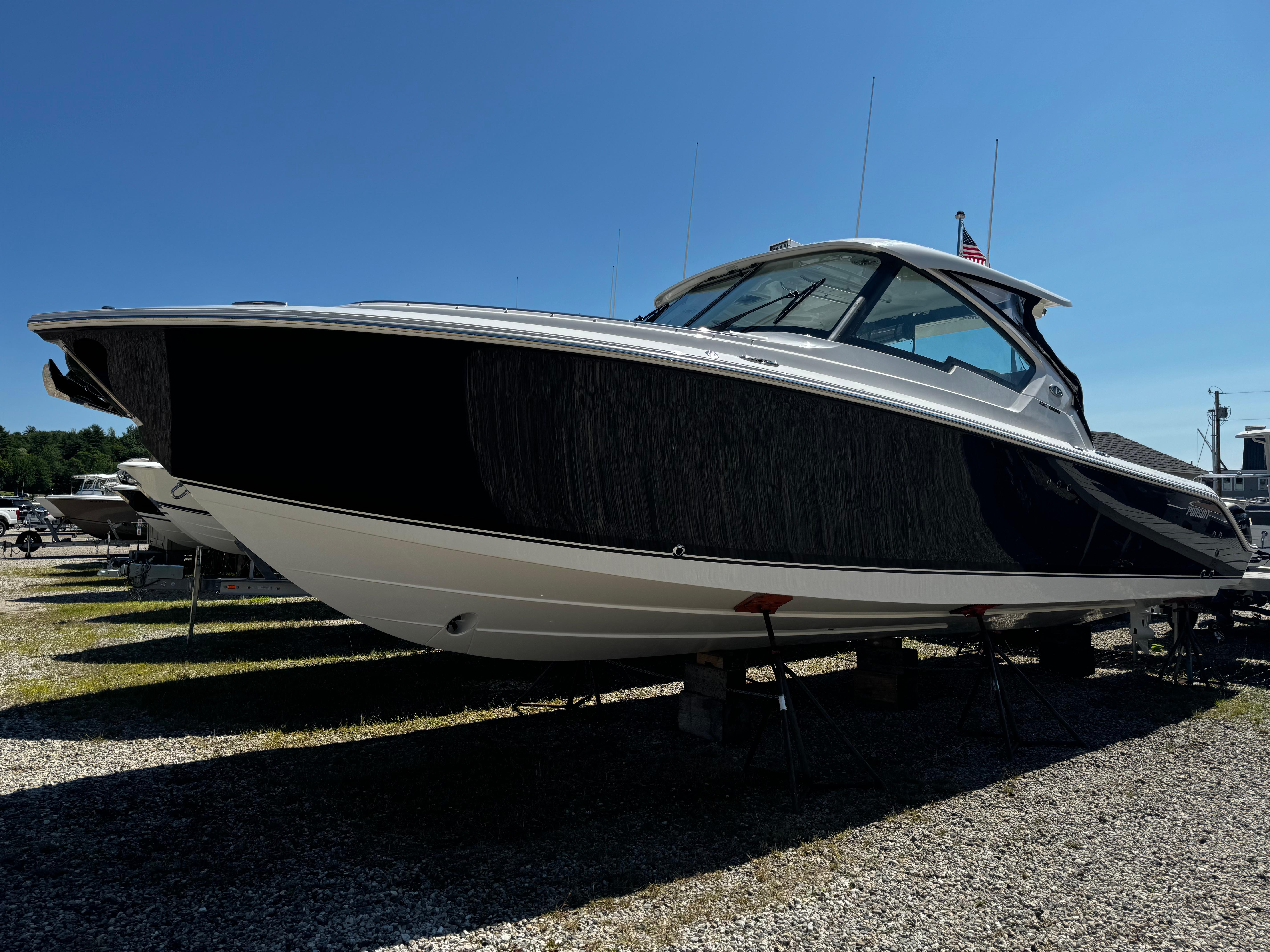 Pursuit DC 326 Dual Console