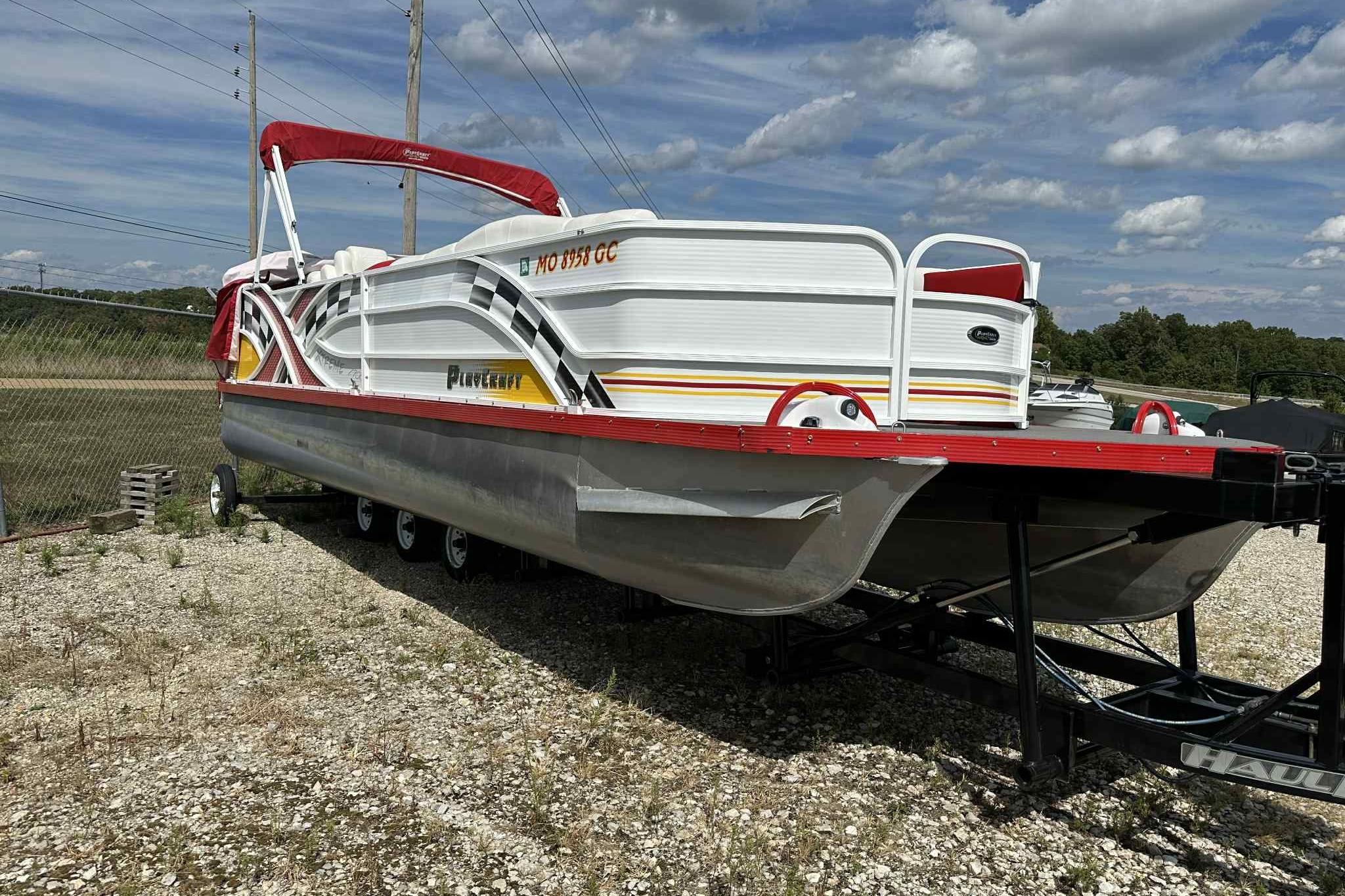 2015 PlayCraft 2700 Extreme