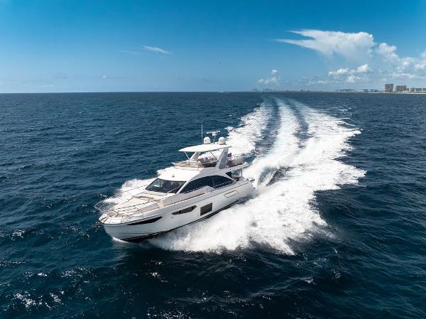 2022 Azimut Fly 60
