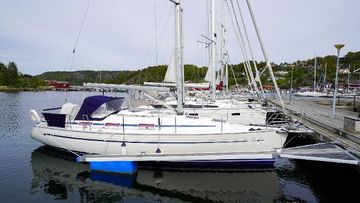 2005 Bavaria 36