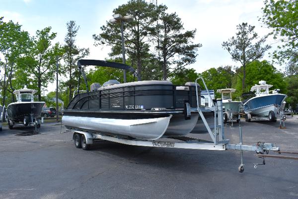 2018 Bennington 23 GSB