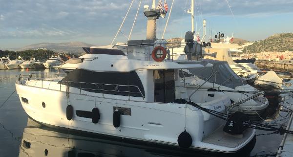 2015 Azimut Magellano 43
