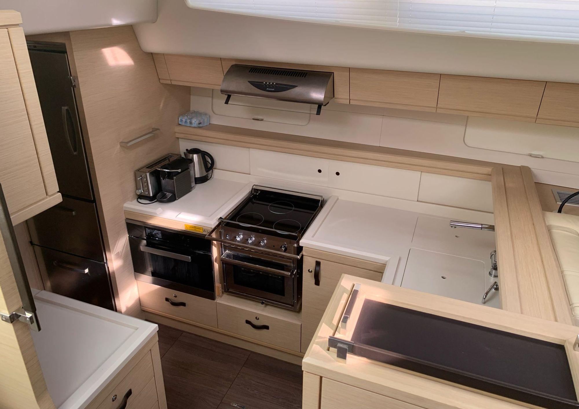 2017 Jeanneau 64