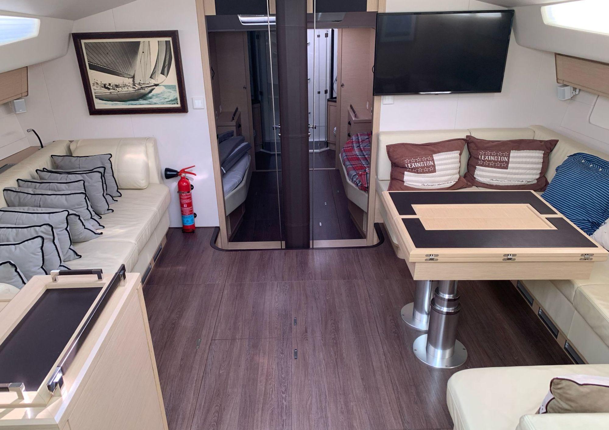 2017 Jeanneau 64