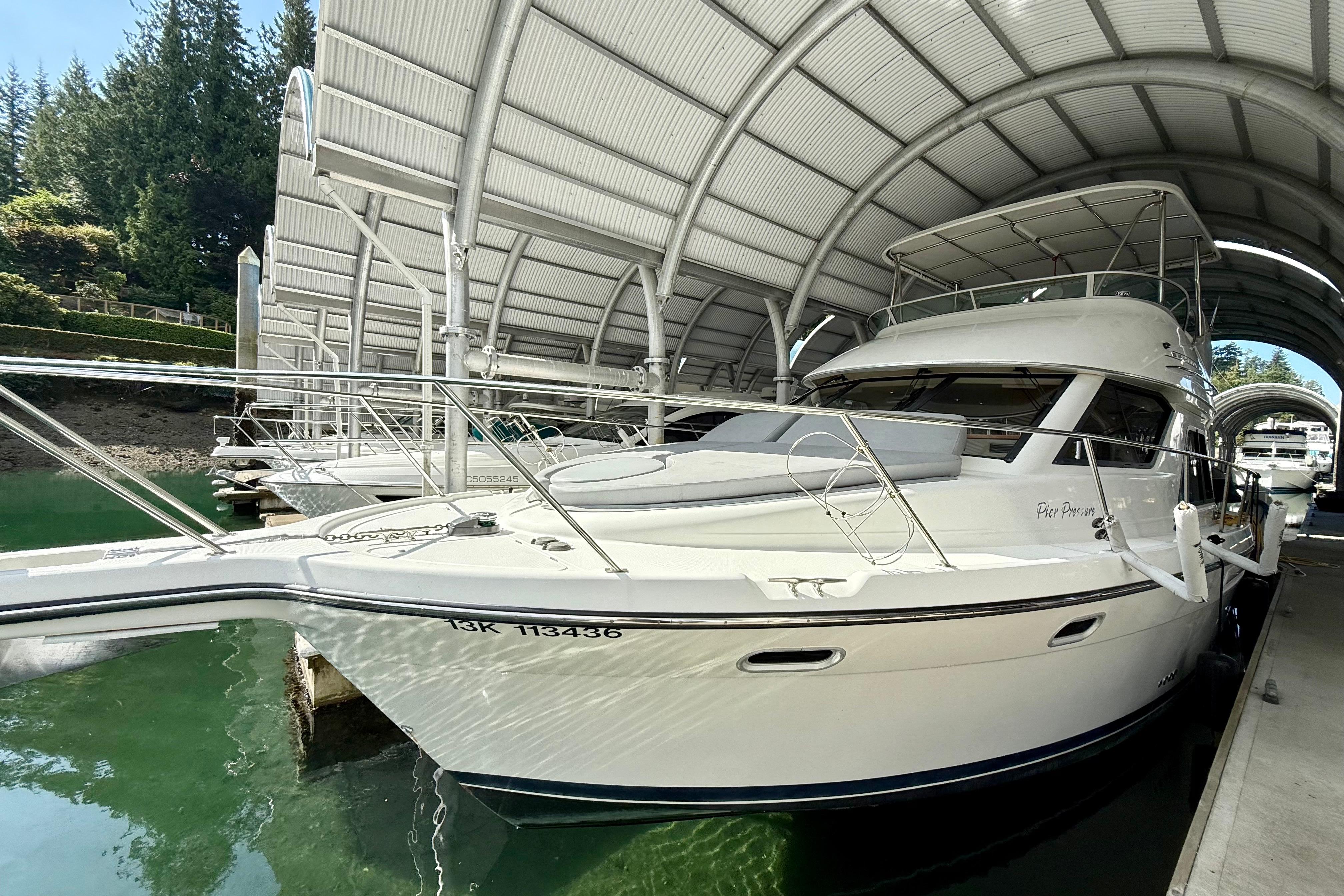 1999 Bayliner 3788 Command Bridge Motoryacht