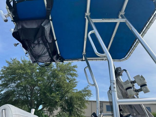 2001 Sea Fox 17