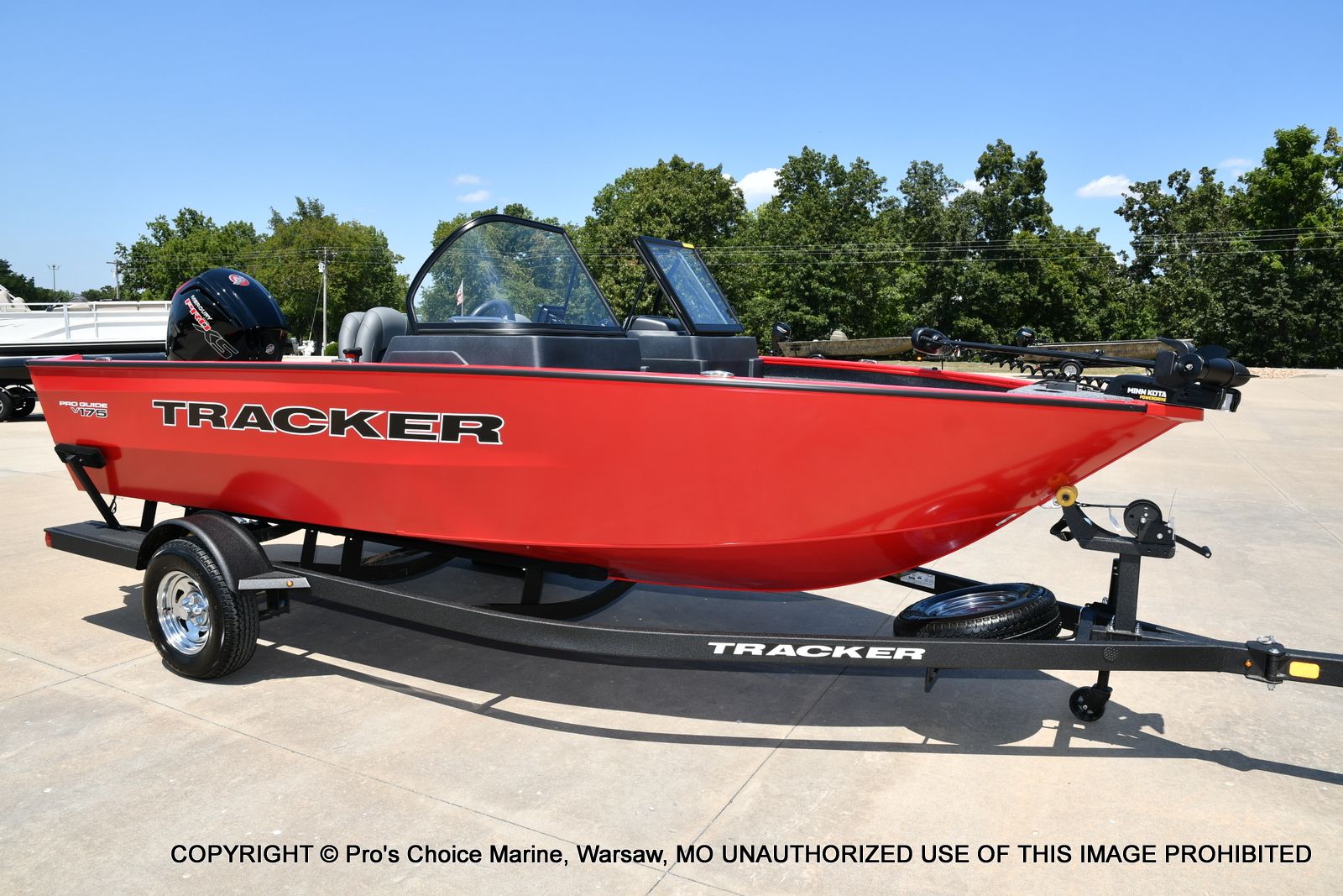 2026 Tracker Pro Guide V-175 WT