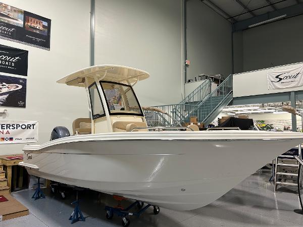 2025 Scout 215 XSF
