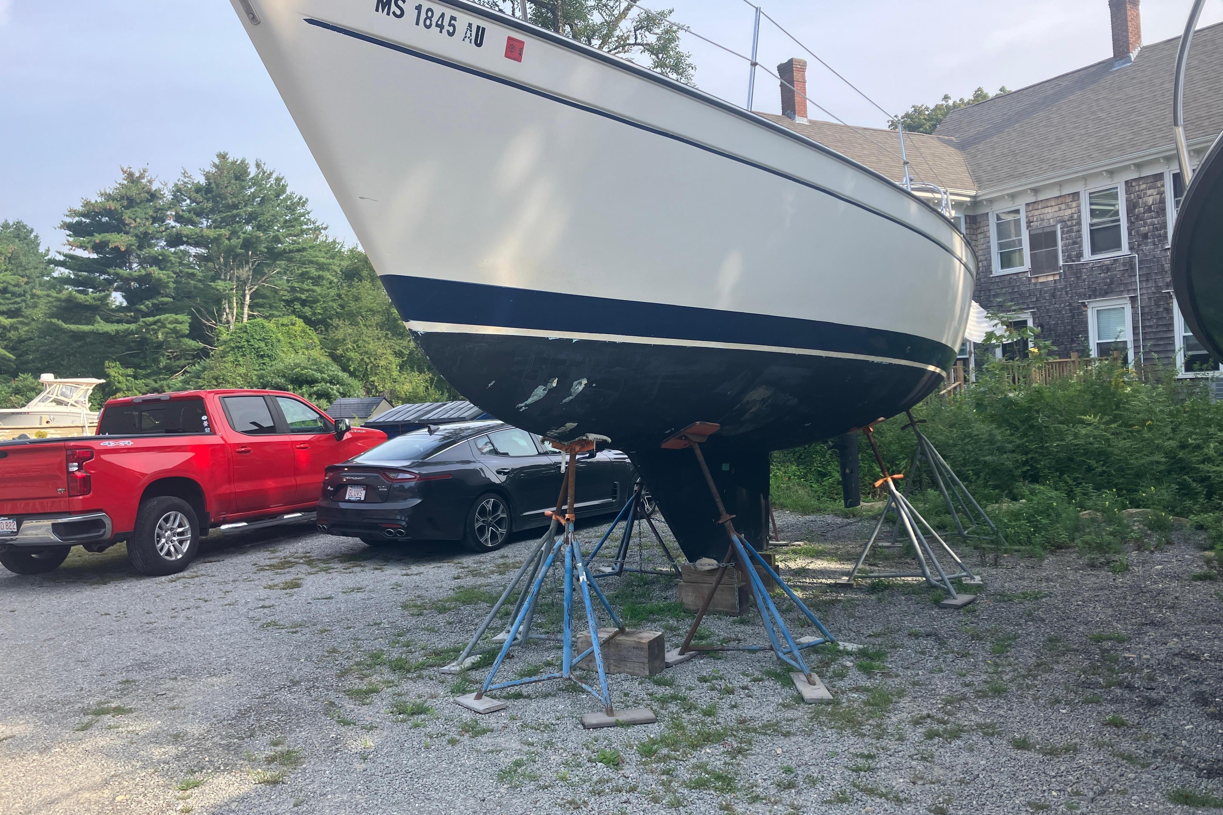 1983 Pearson 303 Sloop
