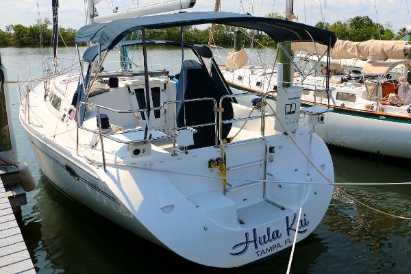 2006 Catalina 350