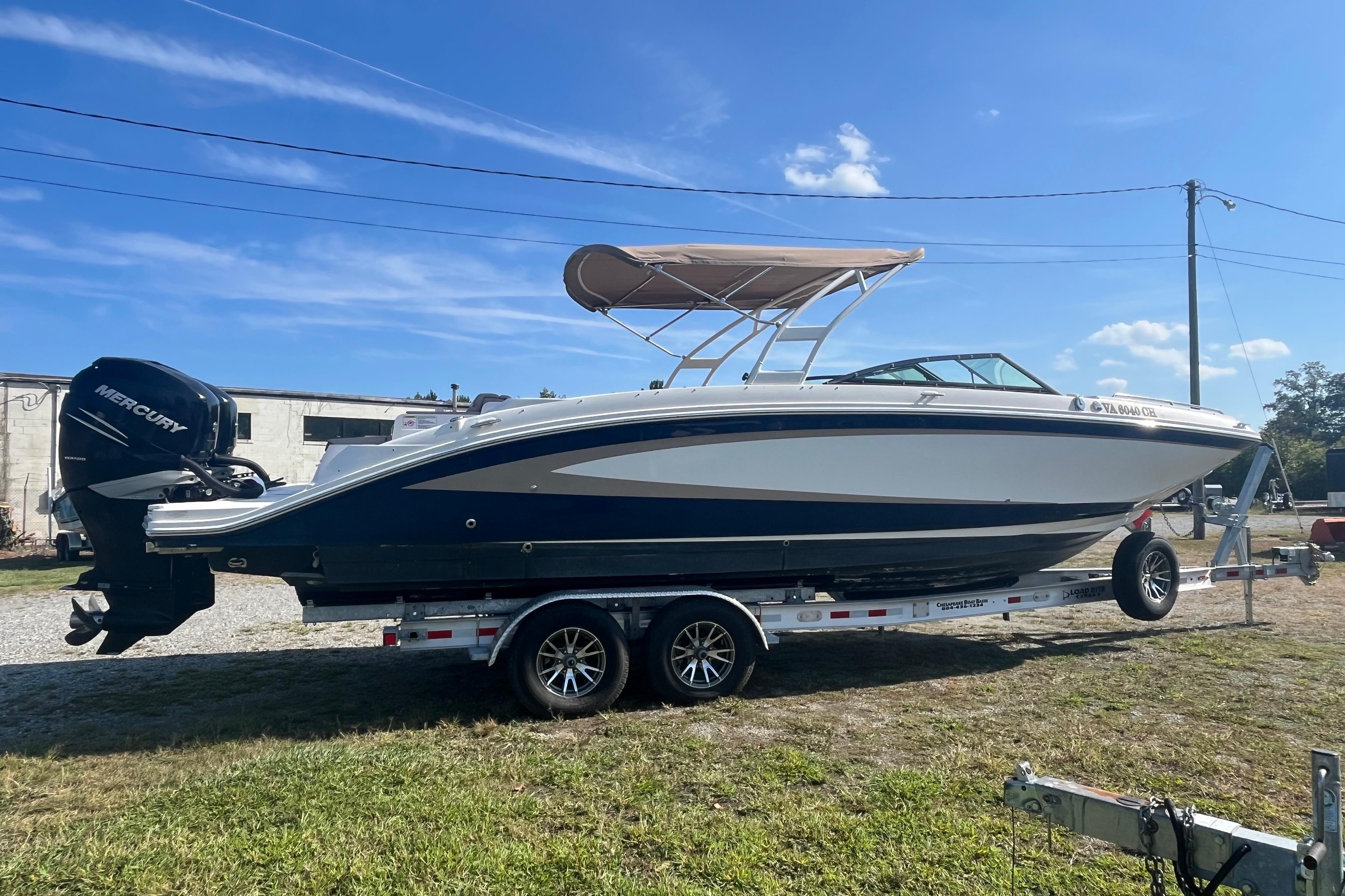 2017 Sea Ray SDX 290 Outboard