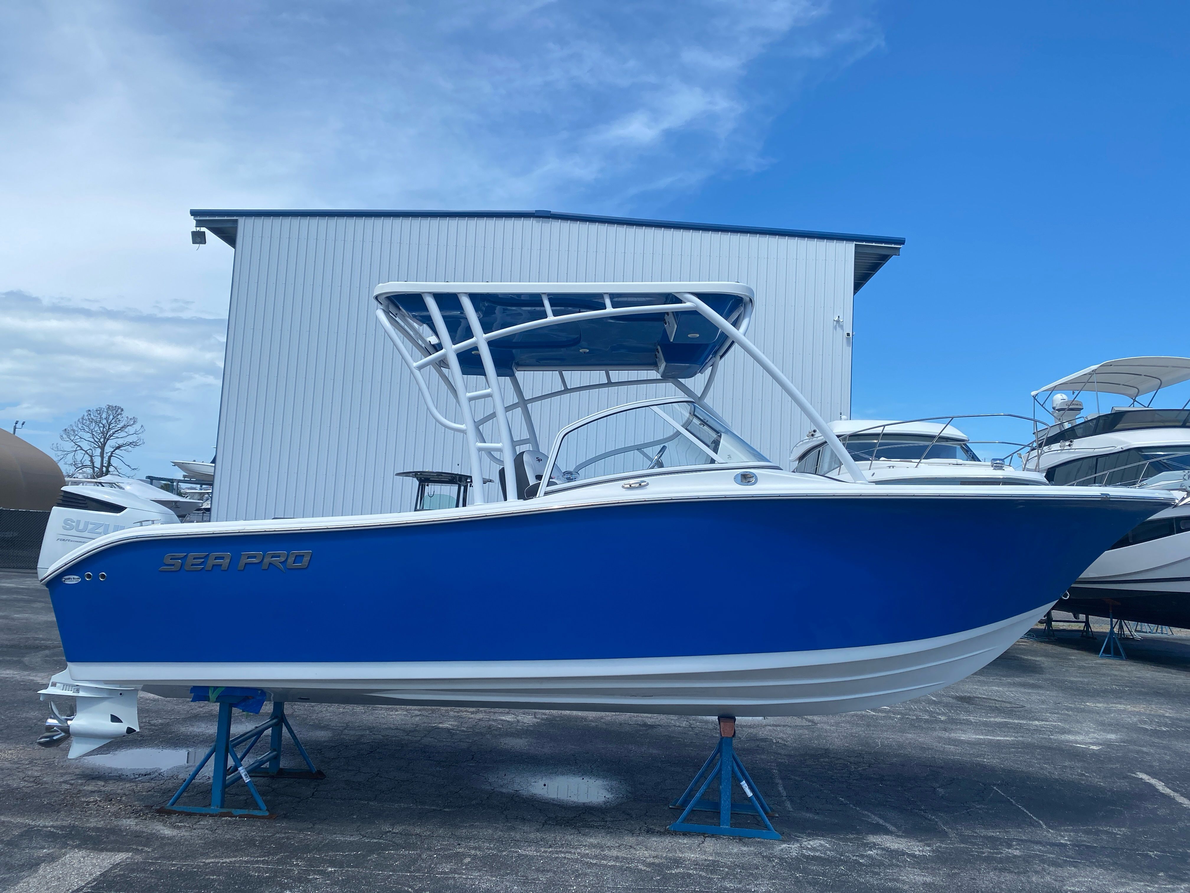 Sea Pro 240 DLX 2023 SEA PRO 240 DLX - Image 1