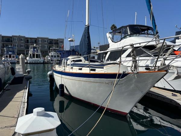 1981 Islander Freeport