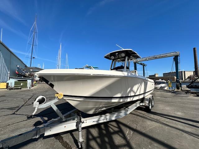 Pursuit S 248 Sport