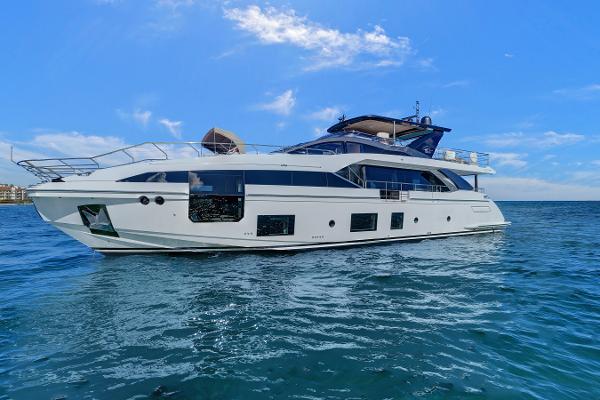 Azimut Grande 27 METRI 2020 Azimut Grande 27 Metri