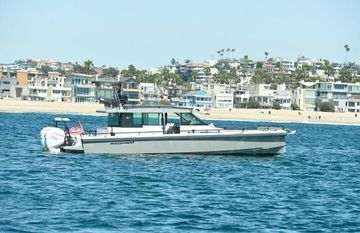 2017 Axopar 37 Cross Cabin