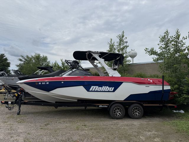 2021 Malibu 25 LSV