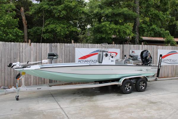 2025 Xpress H22B