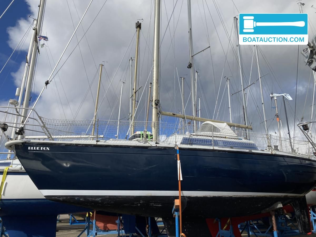 1985 Dufour Safari 27