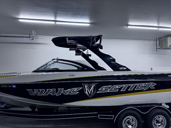 2008 Malibu Wakesetter 247 LSV