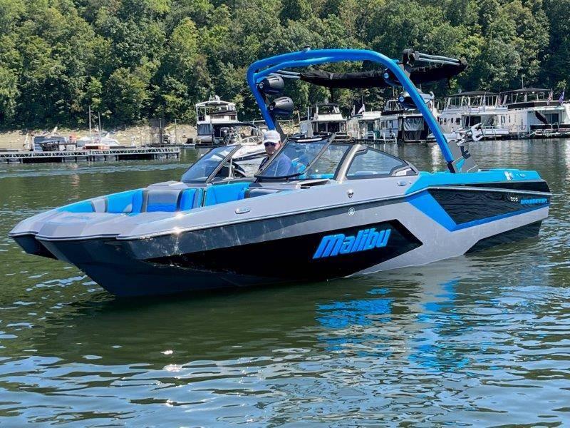 Malibu 23 MXZ