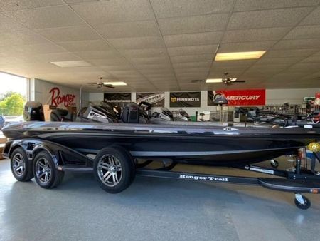 Z521L Ranger Cup Equipped Bass Boat - Ranger Z Comanche Series
