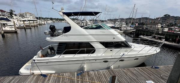 Carver 450 Voyager Pilothouse
