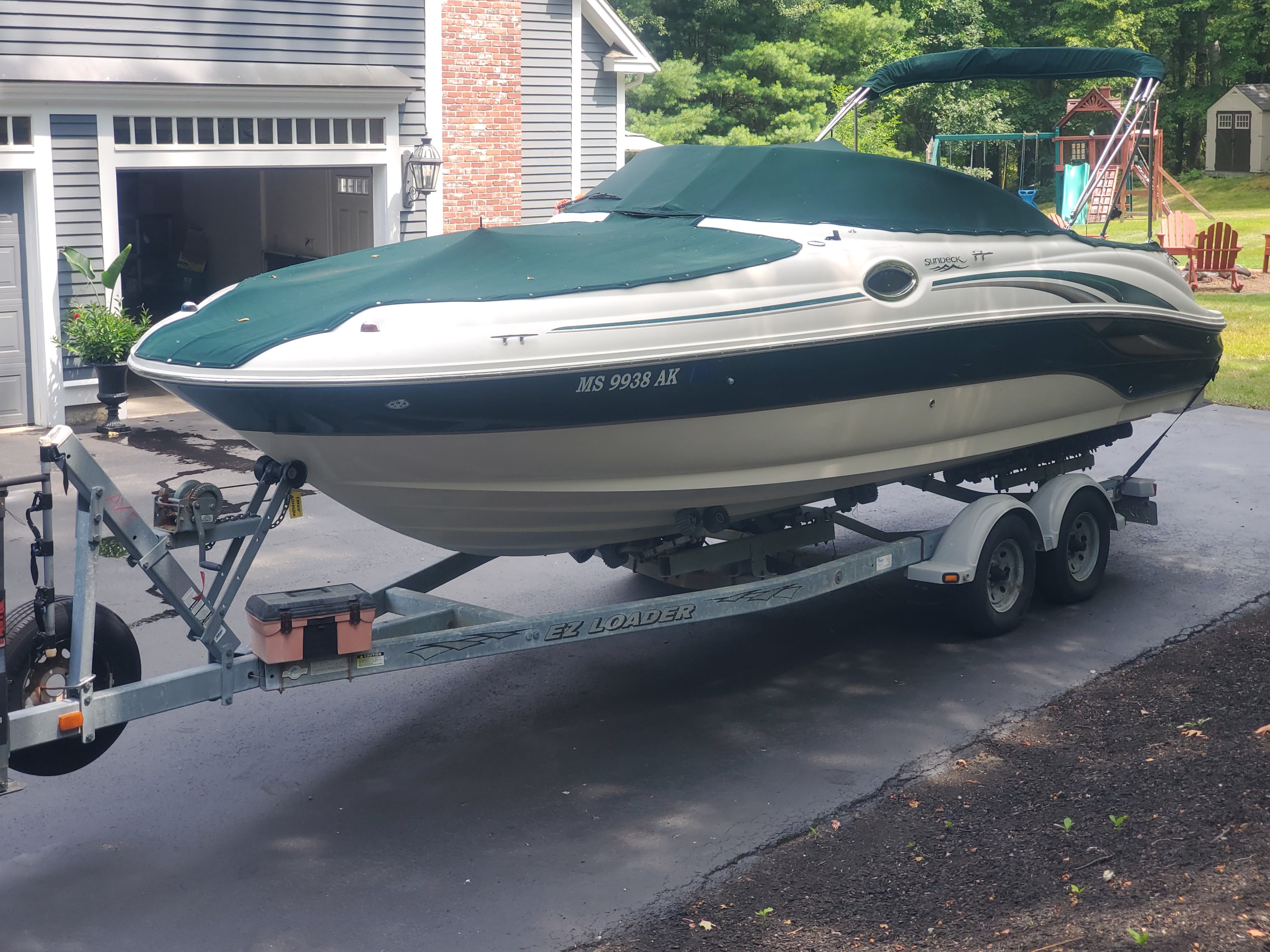 2003 Sea Ray 240 Sundeck