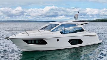 2016 Absolute Sport Yacht