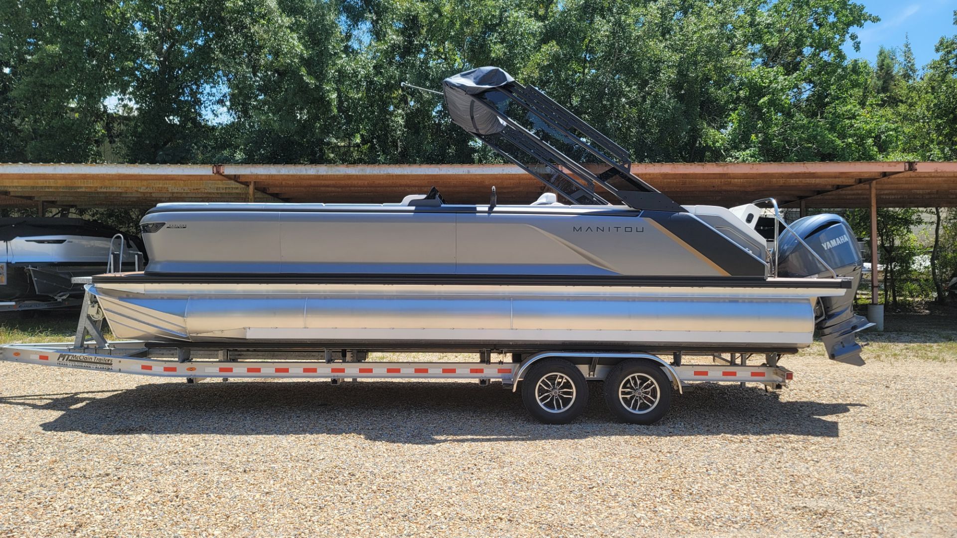 2025 Manitou Explore 26 Switchback