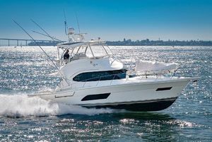 Riviera 43 Open Flybridge Starboard View
